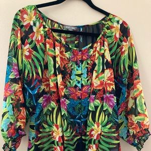 Roz &Ali beautiful floral shear shirt